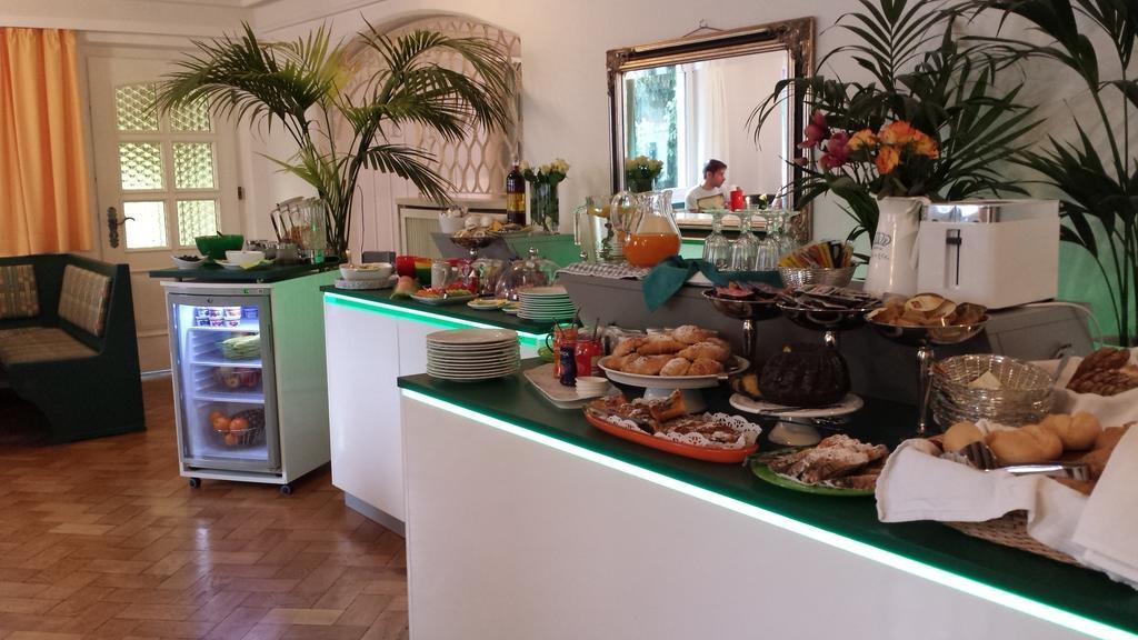 Hotel Kleiner Koenig Schwangau Ngoại thất bức ảnh