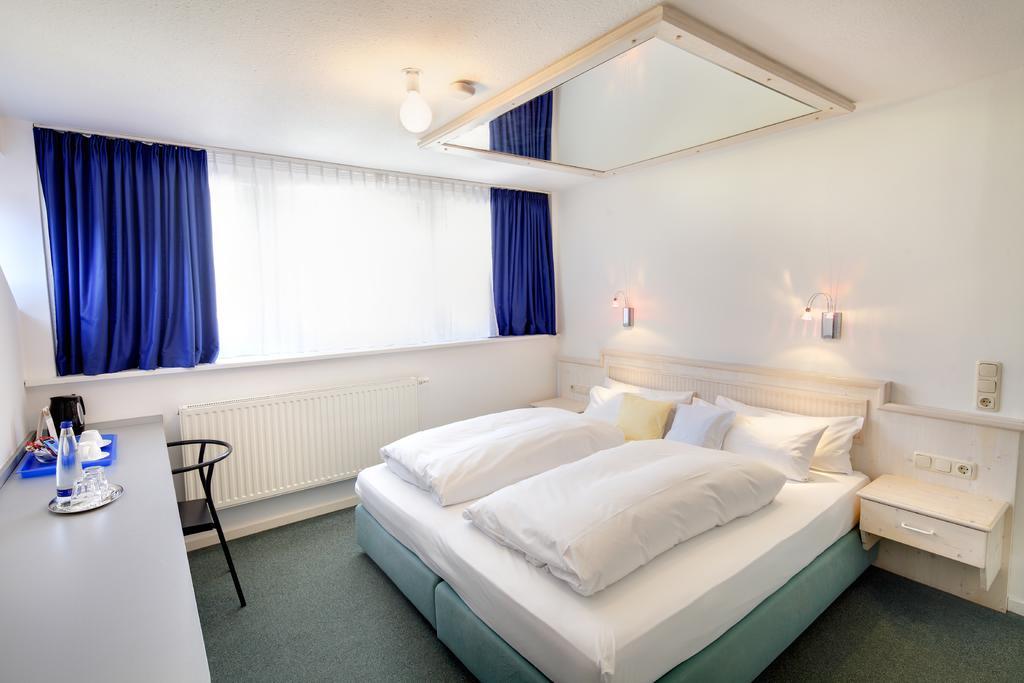 Hotel Kleiner Koenig Schwangau Ngoại thất bức ảnh