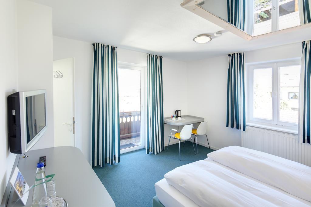 Hotel Kleiner Koenig Schwangau Ngoại thất bức ảnh