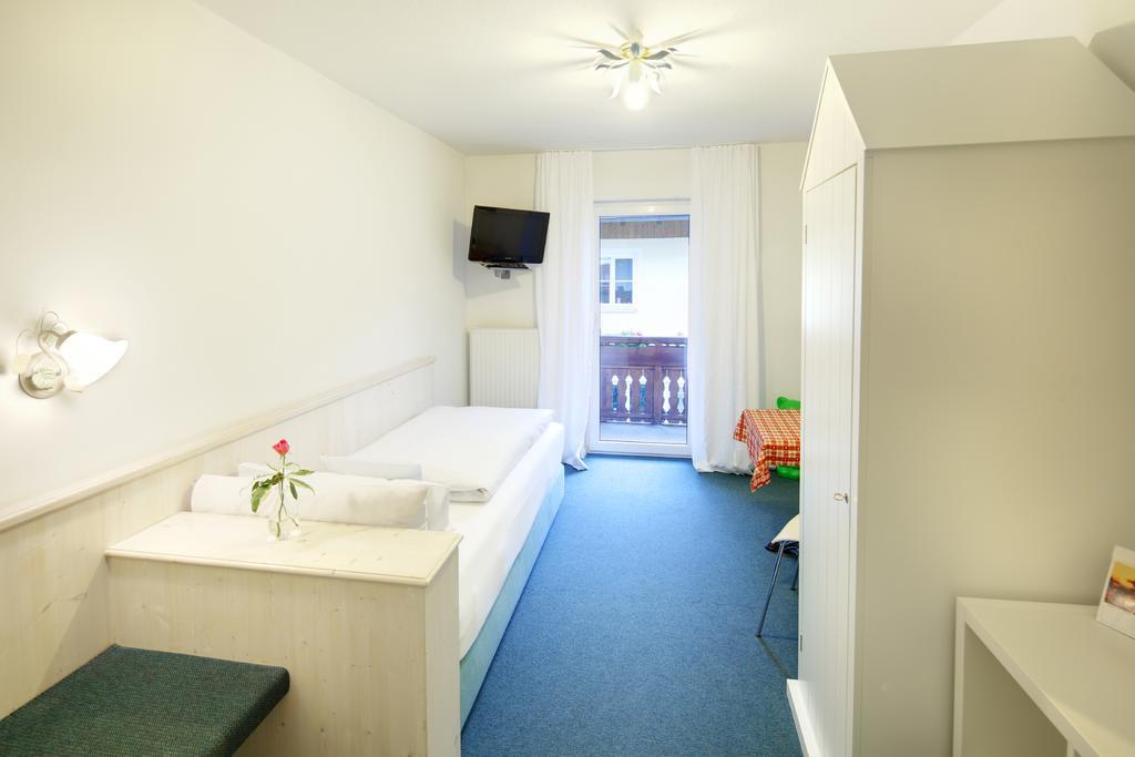 Hotel Kleiner Koenig Schwangau Ngoại thất bức ảnh